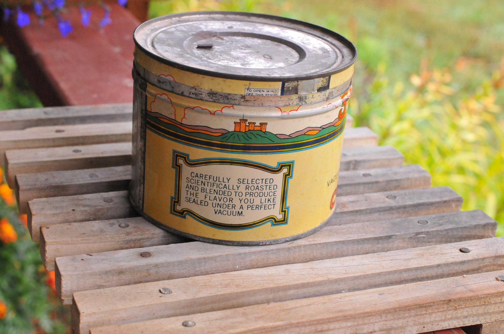 Old coffee tin with Minneapolis company label