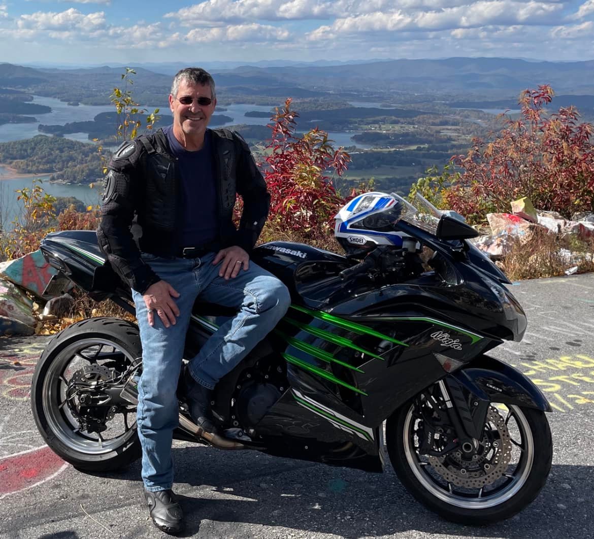 brother hood 17 13, ZX14R SE. New to the group. Thanks for the add. Won the shoot