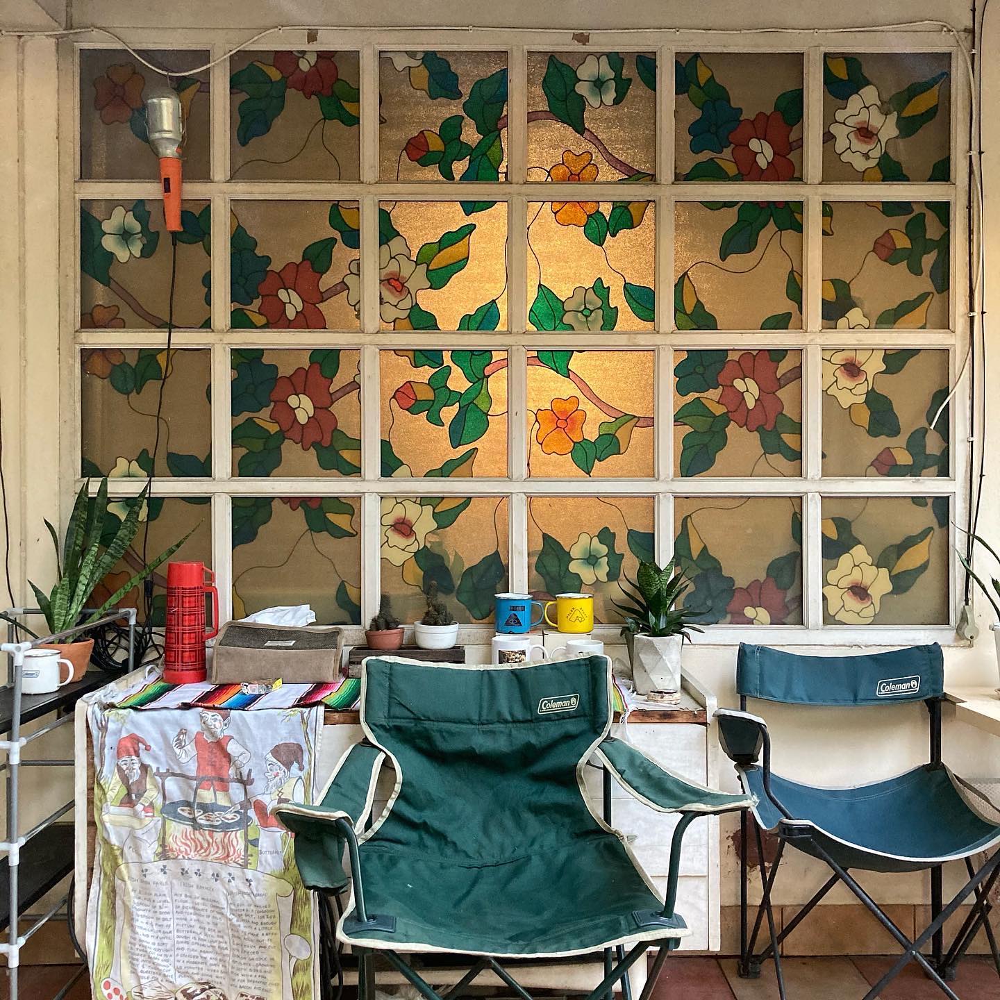 Hummingwhales Cafe' | Bangkok