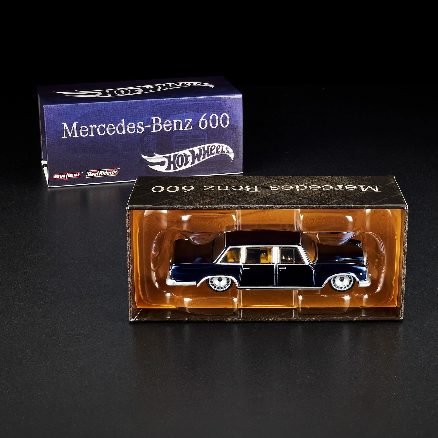 Hot Wheels RLC 1964 Mercedes-Benz 600 Pullman die-cast car