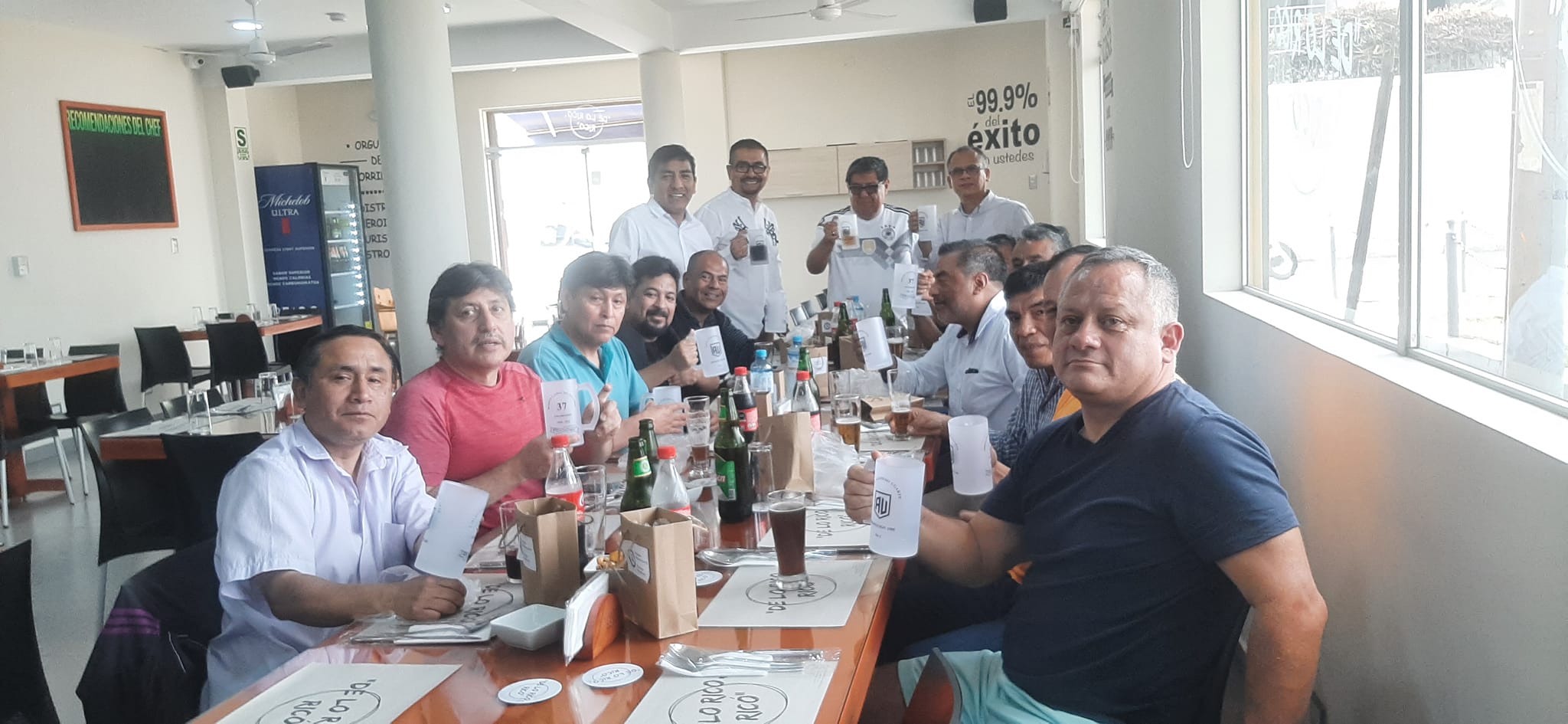 De Lo Rico Rico | Urb Barrio Chorrillos
