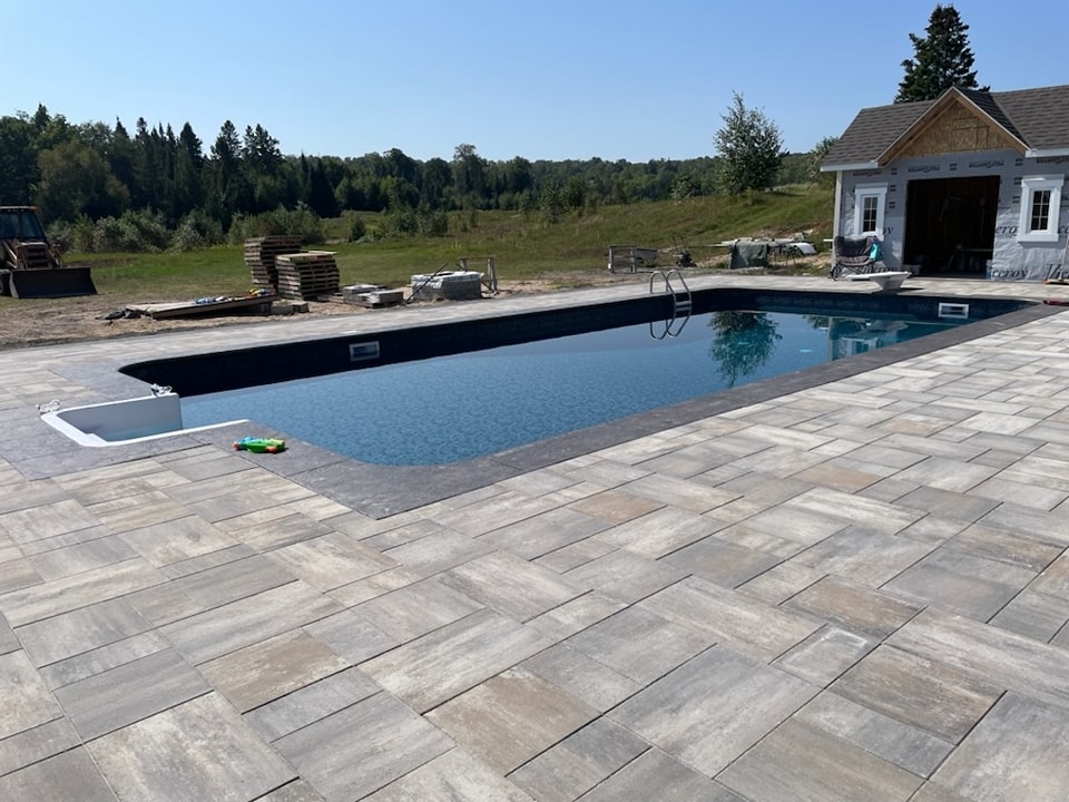 RAD Pools & Concrete | North Bay ON