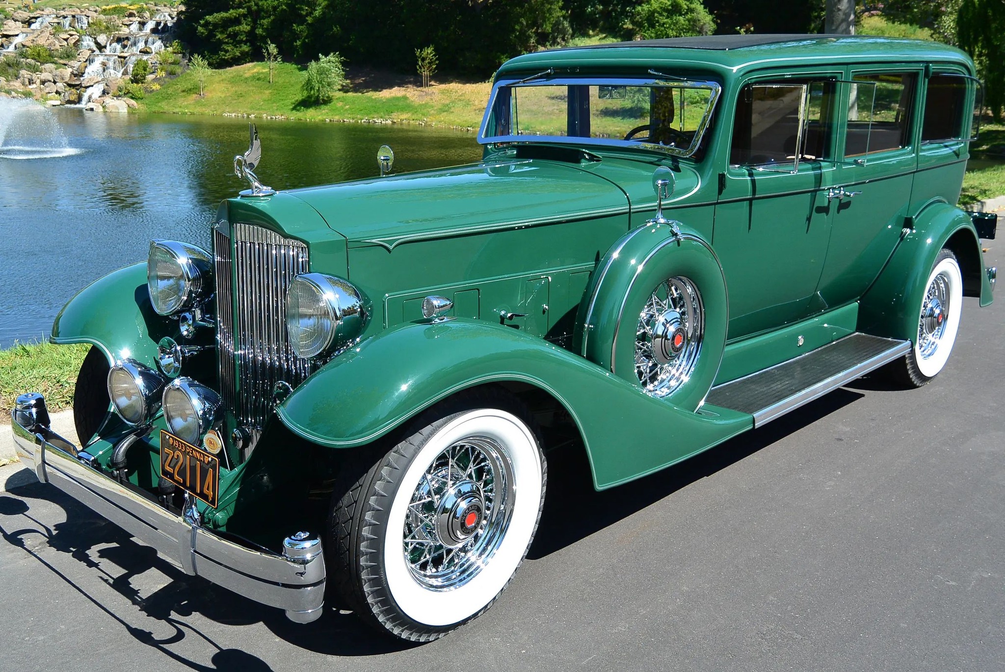 1933 Packard Super Eight Model 1004 7-Passenger Sedan 🇺🇸