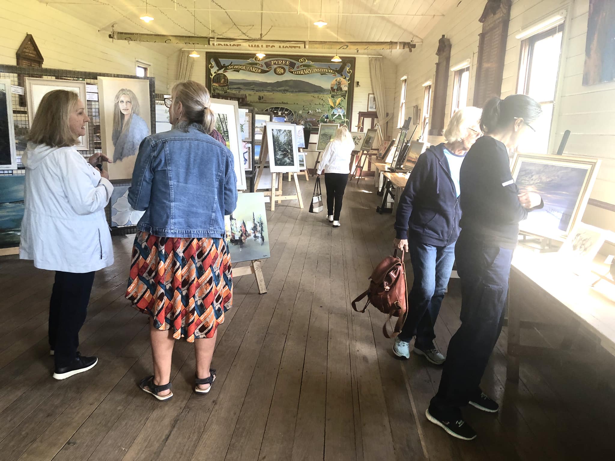 A beautiful Easter Sunday! 🐣Join... - Shoalhaven Art Society