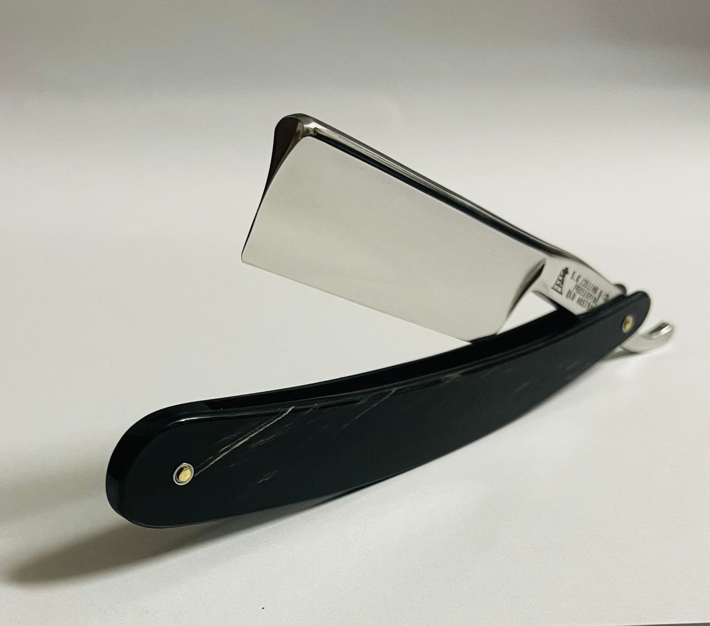 Proserpine Razor Company | Proserpine QLD