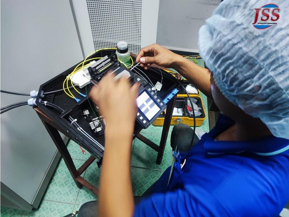 Jss Shop - 📣 เรามีบริการรับเข้าหัว Fiber Optic 📣 Splice... | Facebook