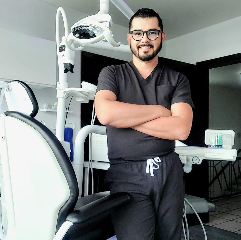 Dr Oscar Renteria Odontología | Aguascalientes