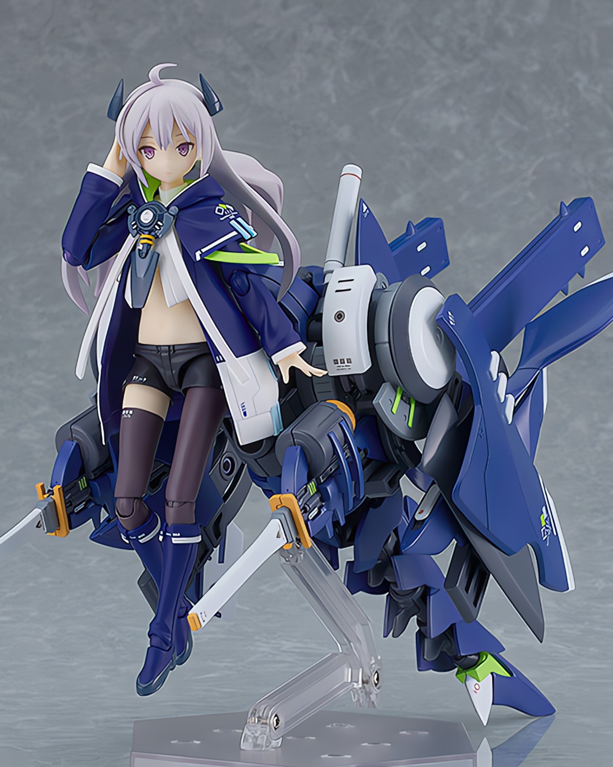 1/10スケール GALHolic Mio プラモデル