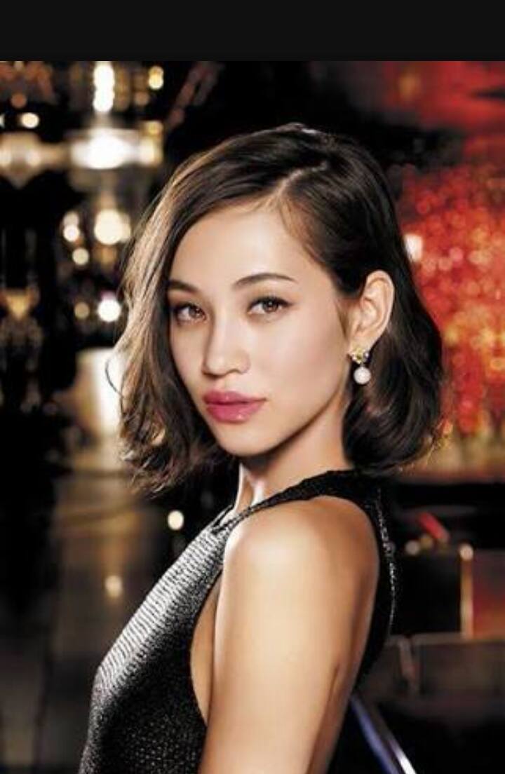 世界の美女たち Beautiful Girls In The World Home Facebook