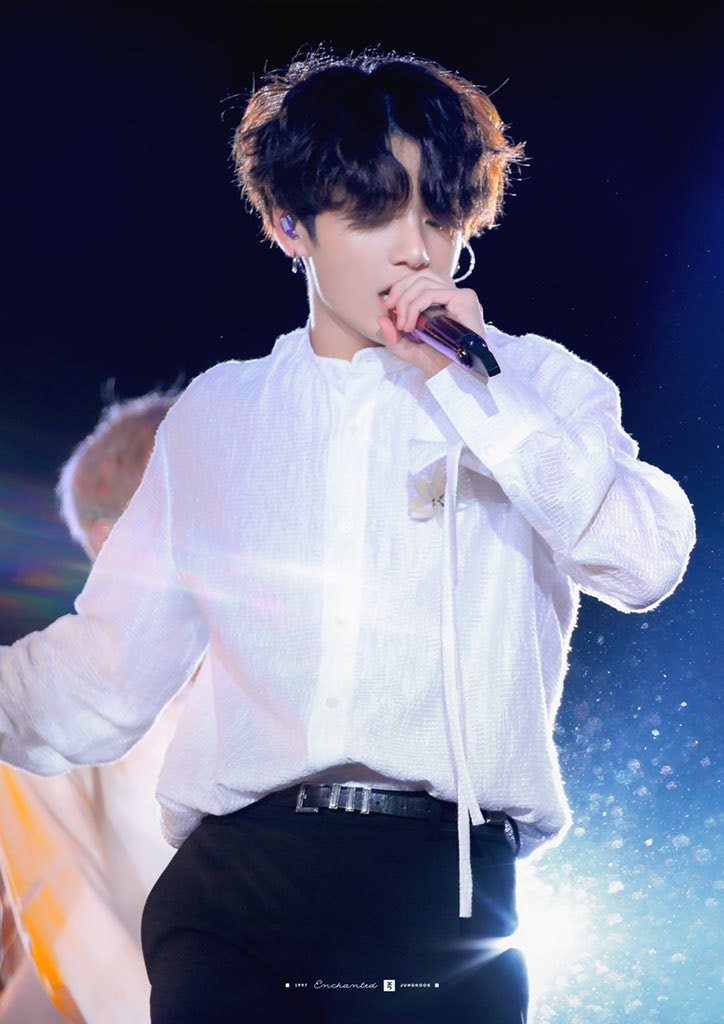 BTS 5th Muster Magic Shop in Busan - JUNGKOOK Cre: Enchanted•JK