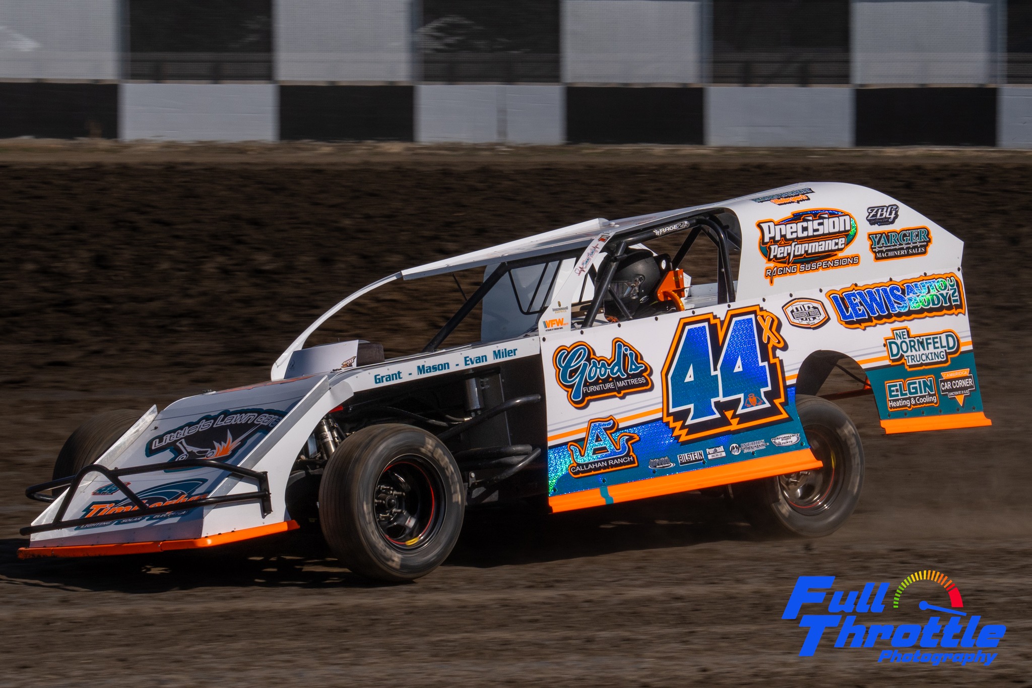 Full Throttle Photography | Davenport IA