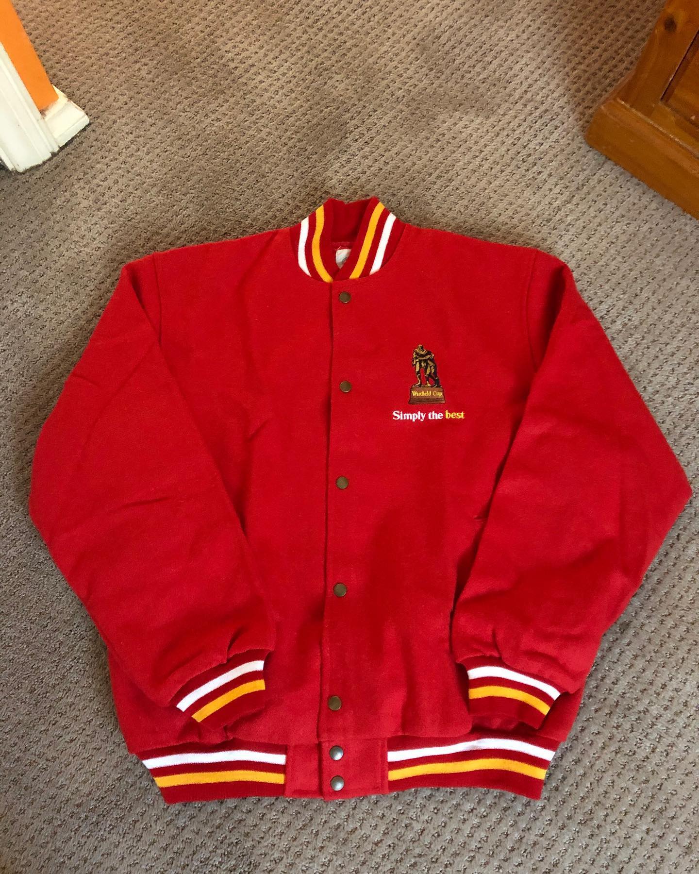 VINTAGE Winfield Cup jacket size XL. Wool material. Great 