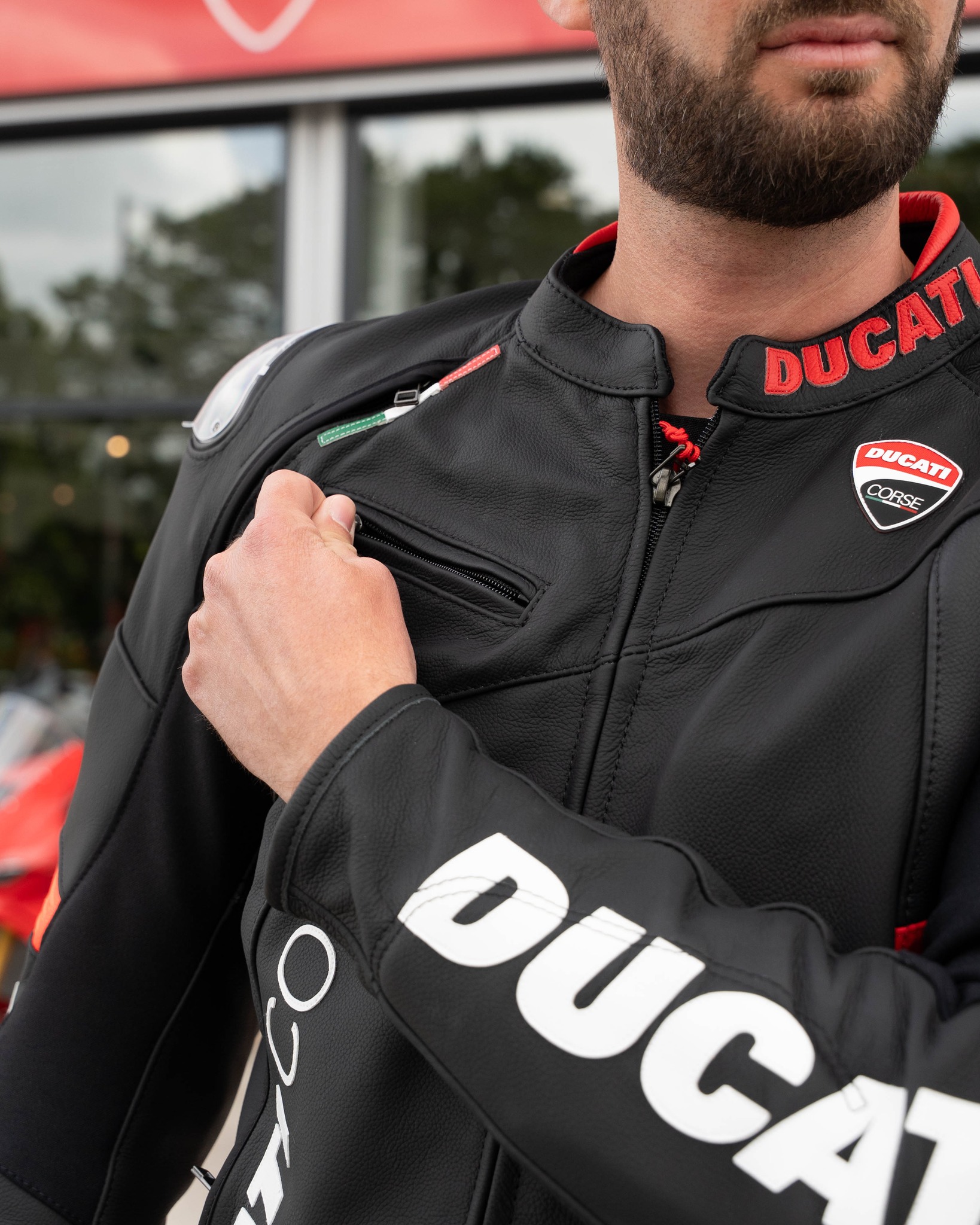 Pete is back modeling the Ducati Corse C6 Jacket 😎 We have an