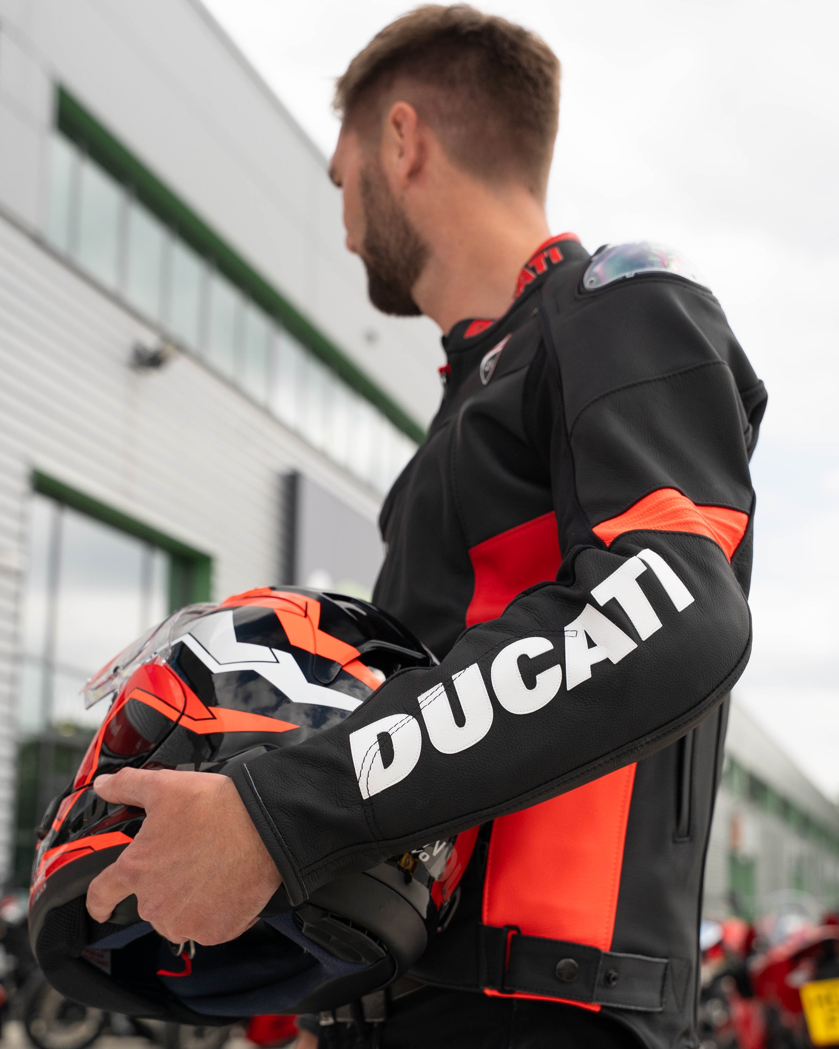 Pete is back modeling the Ducati Corse C6 Jacket 😎 We have an