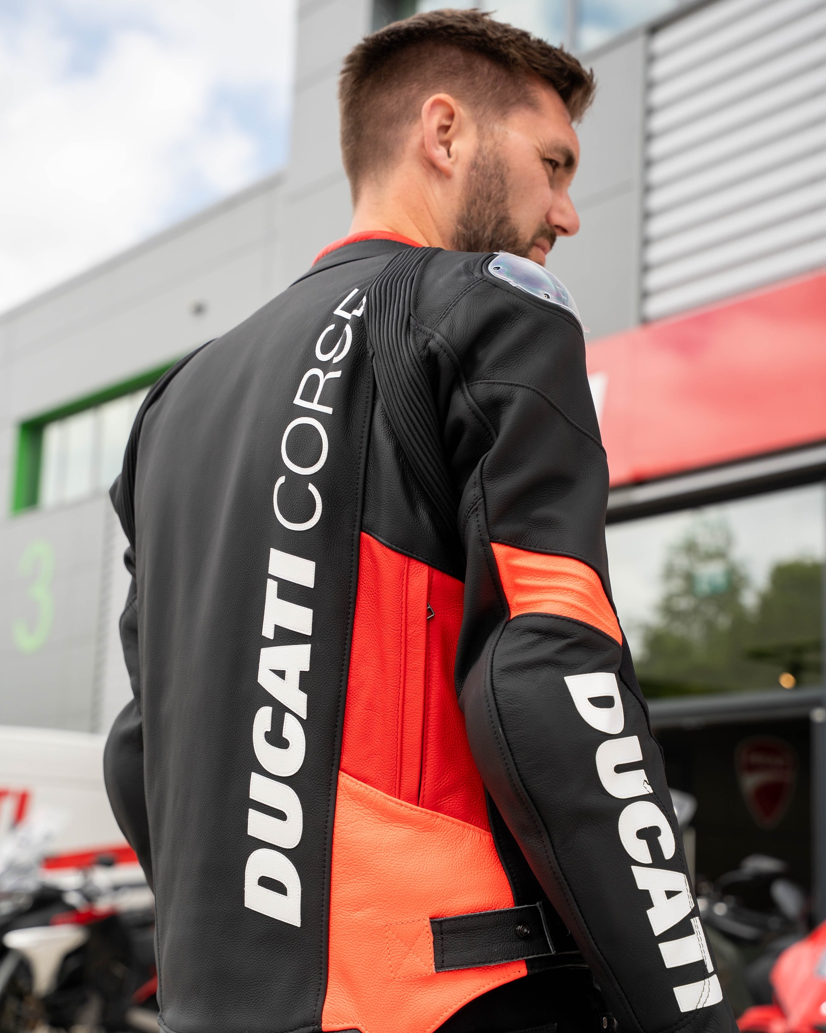 Pete is back modeling the Ducati Corse C6 Jacket 😎 We have an