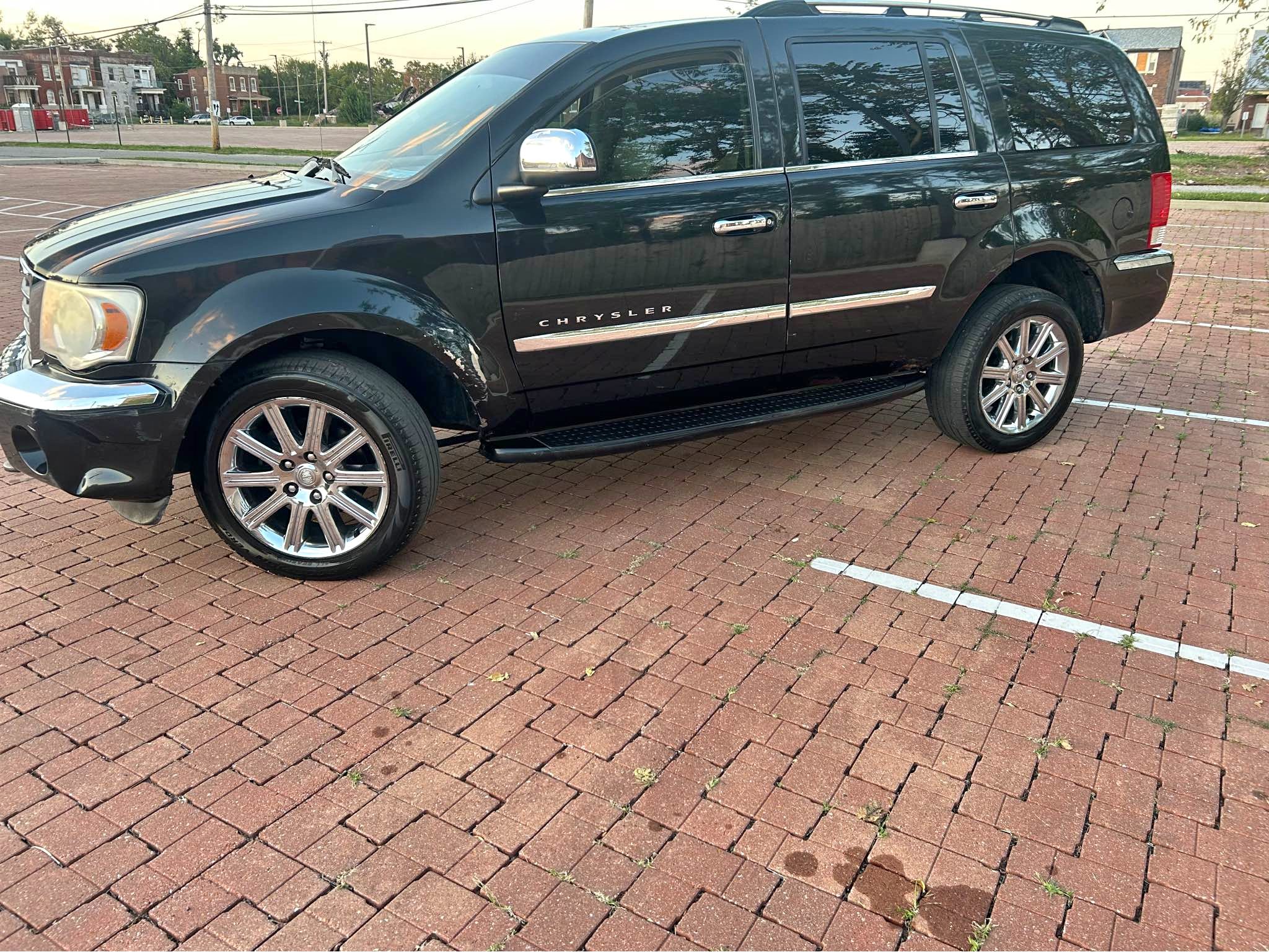 2008 Chrysler Aspen · Limited Sport Utility 4D