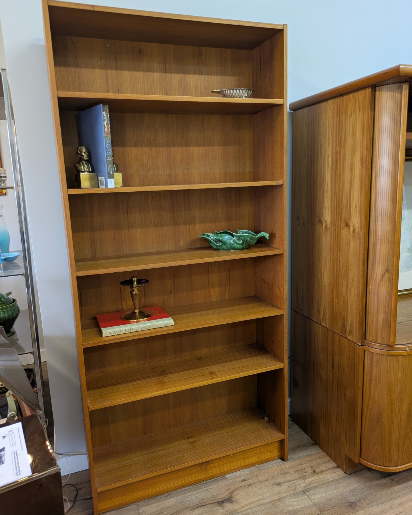 Lily's Vintage Decor | Buffalo NY