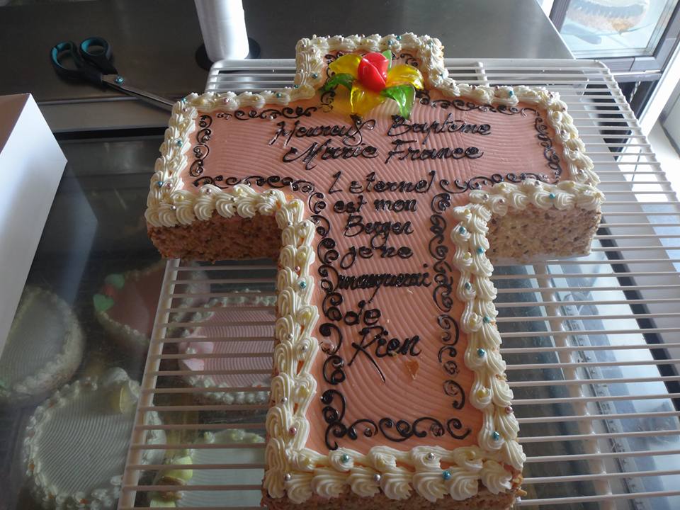Voici Les Gateau De Bapteme Patisserie Flora Facebook