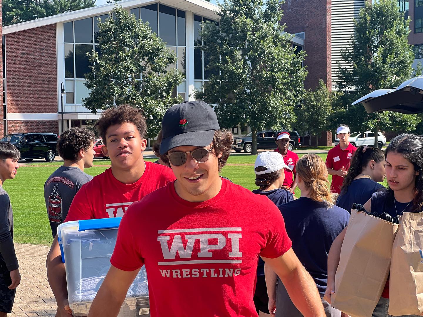 🎉 It's Move-In Day... - Worcester Polytechnic Institute (WPI)