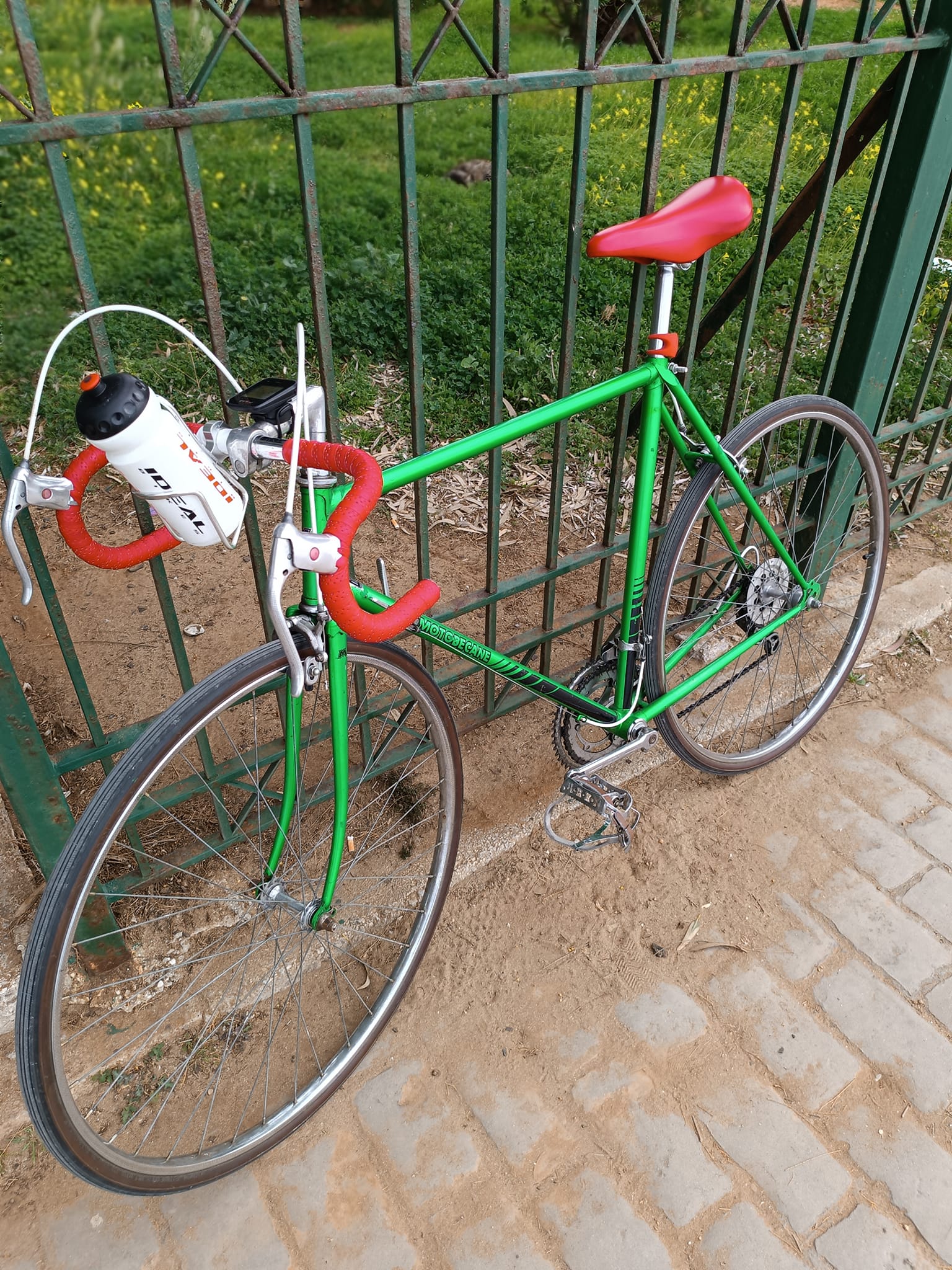 Hello! from Japan. This is my hopper bike PEUGEOT CADET 26 inch.