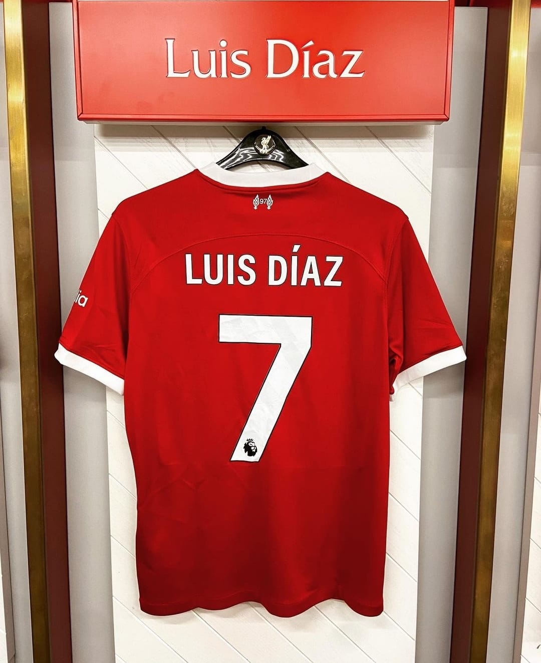 👏 Luis Diaz will personally reimburse any Liverpool supporter who