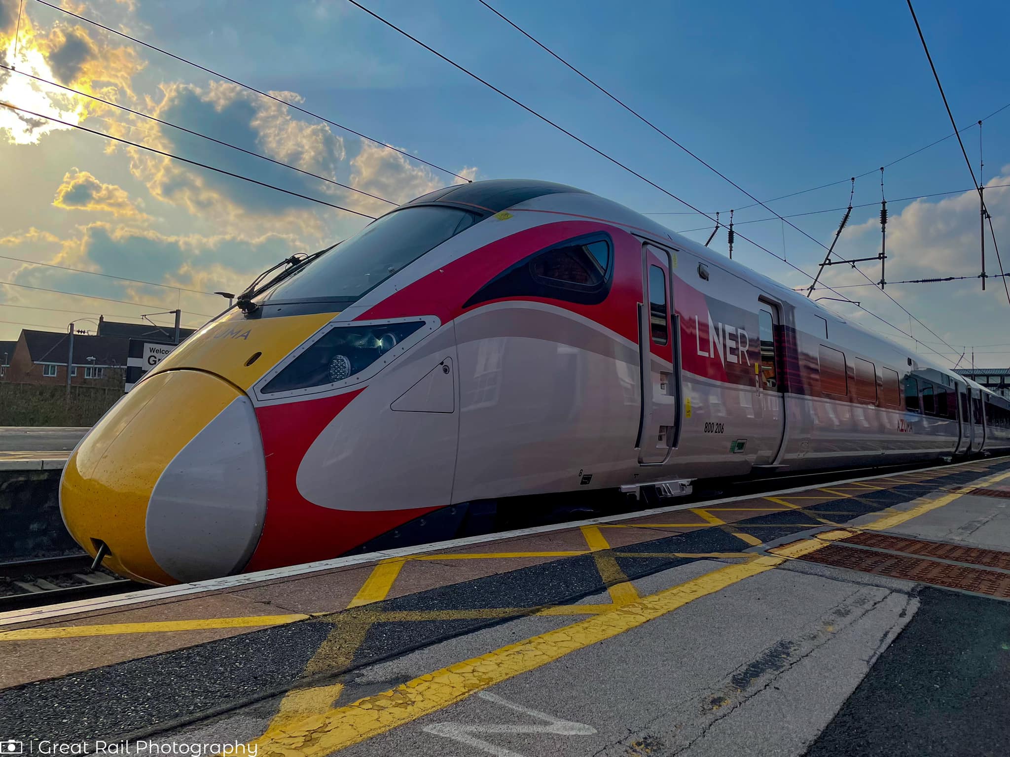 LNER Azuma Class 800 206 working... - Intercity X Travellers