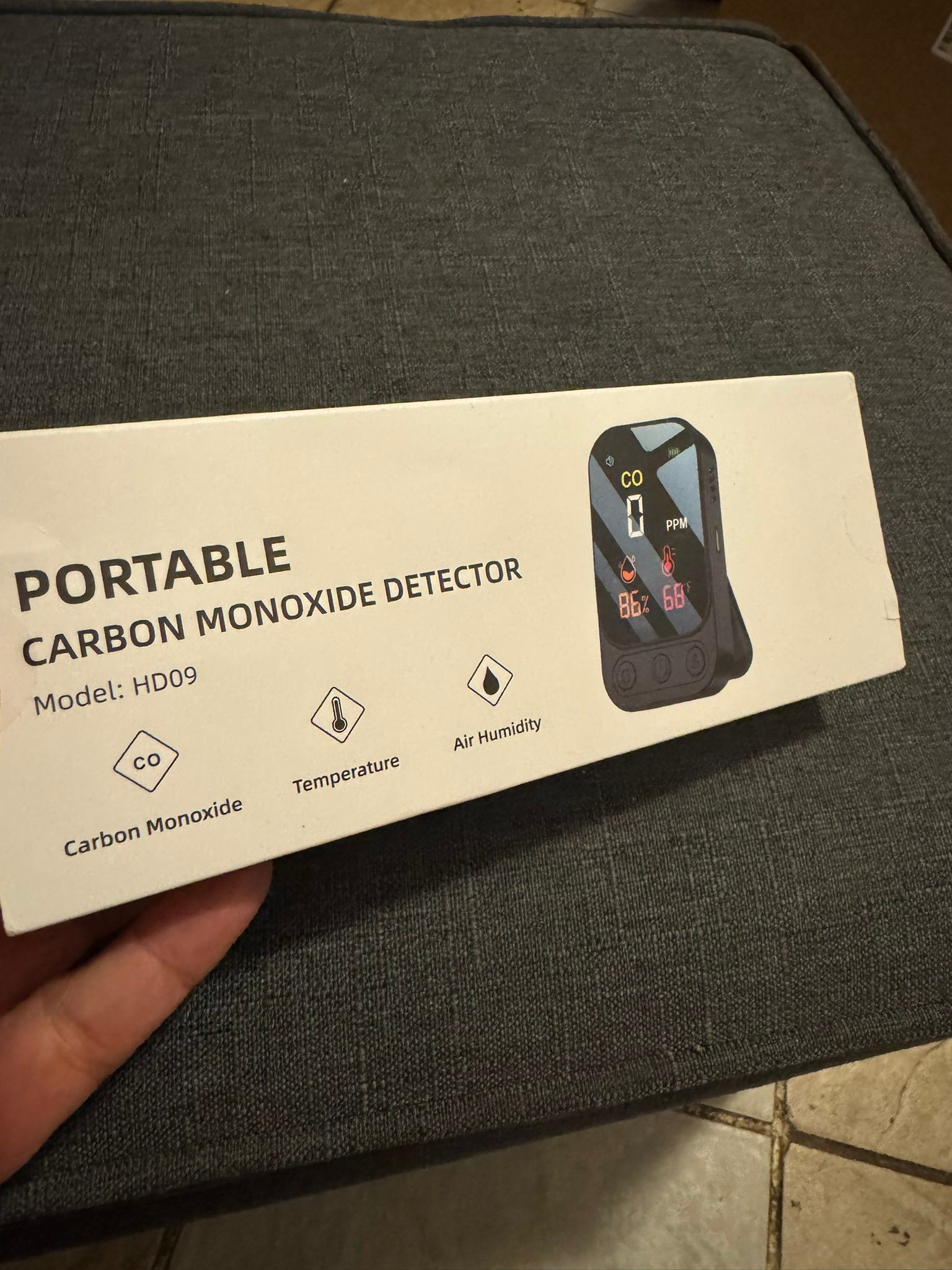 LSENLTY Portable 3-in-1 Carbon Monoxide Detector - Tracks CO, Temp & Humidity, 500-Hour Battery, With Alarm & Lanyard For Camping, RV, Travel