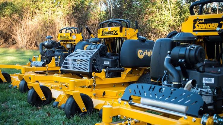 QMGC - Queensland Mowing and Garden Contractors | Righto lawnies ...