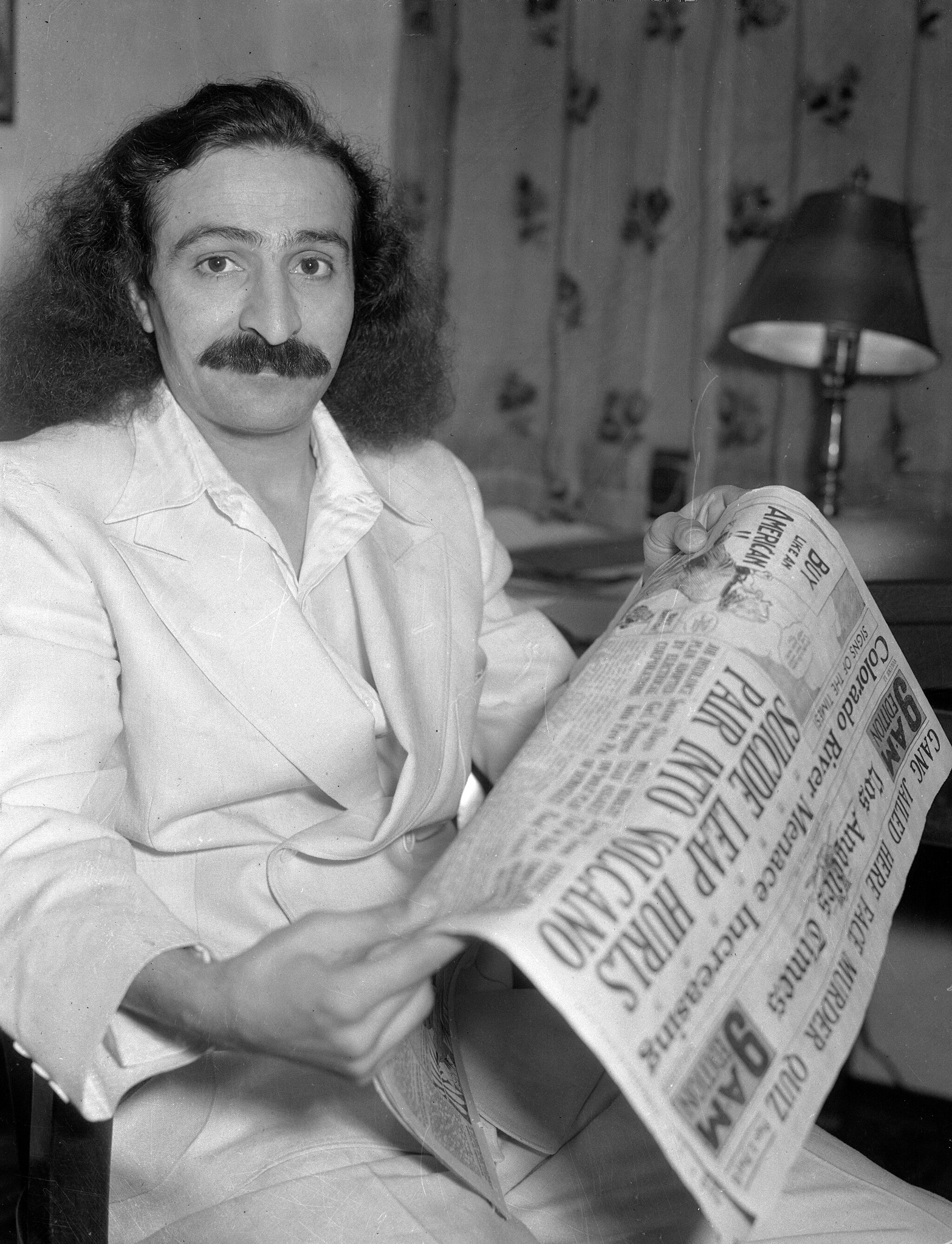 Discover Jazz - 🤯 His frequent meetings with celebrities of the 1930s ...
