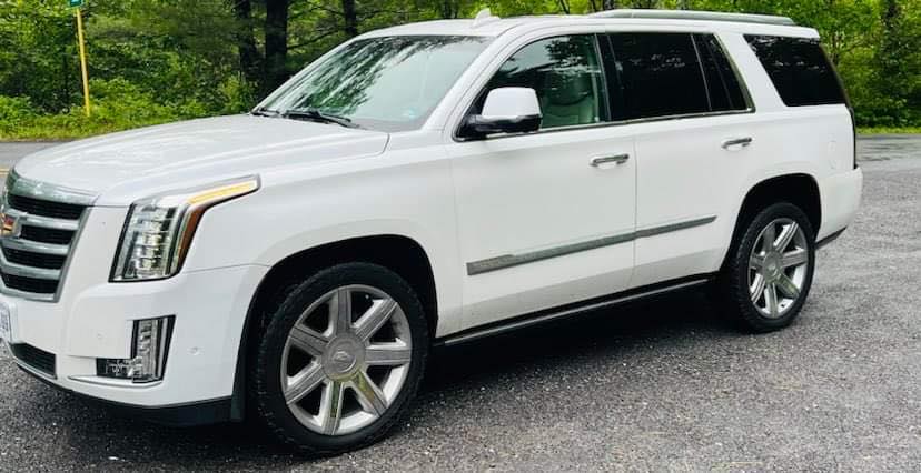 CONGRATS to Jason and Kisha Riner on... - Wright Way Motors