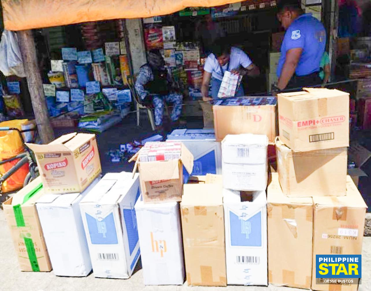 Philippine - Members of a composite team from the Bureau of Customs ...