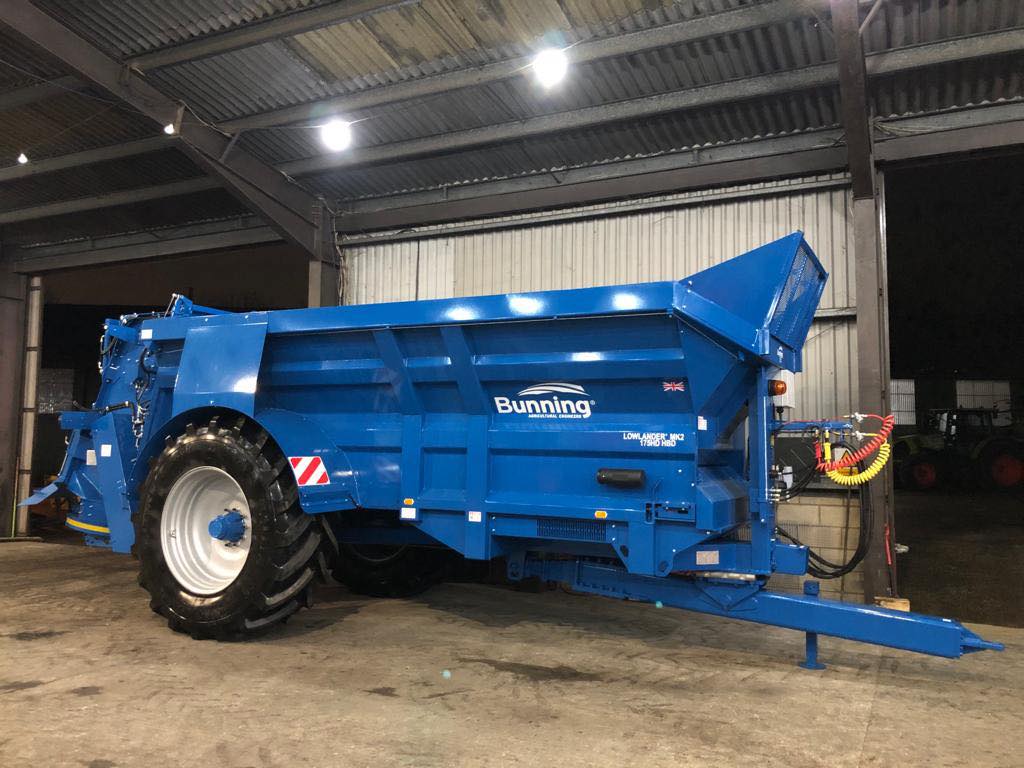 NEW STOCK Bunning Spreaders... - Oliver Agriculture Ltd
