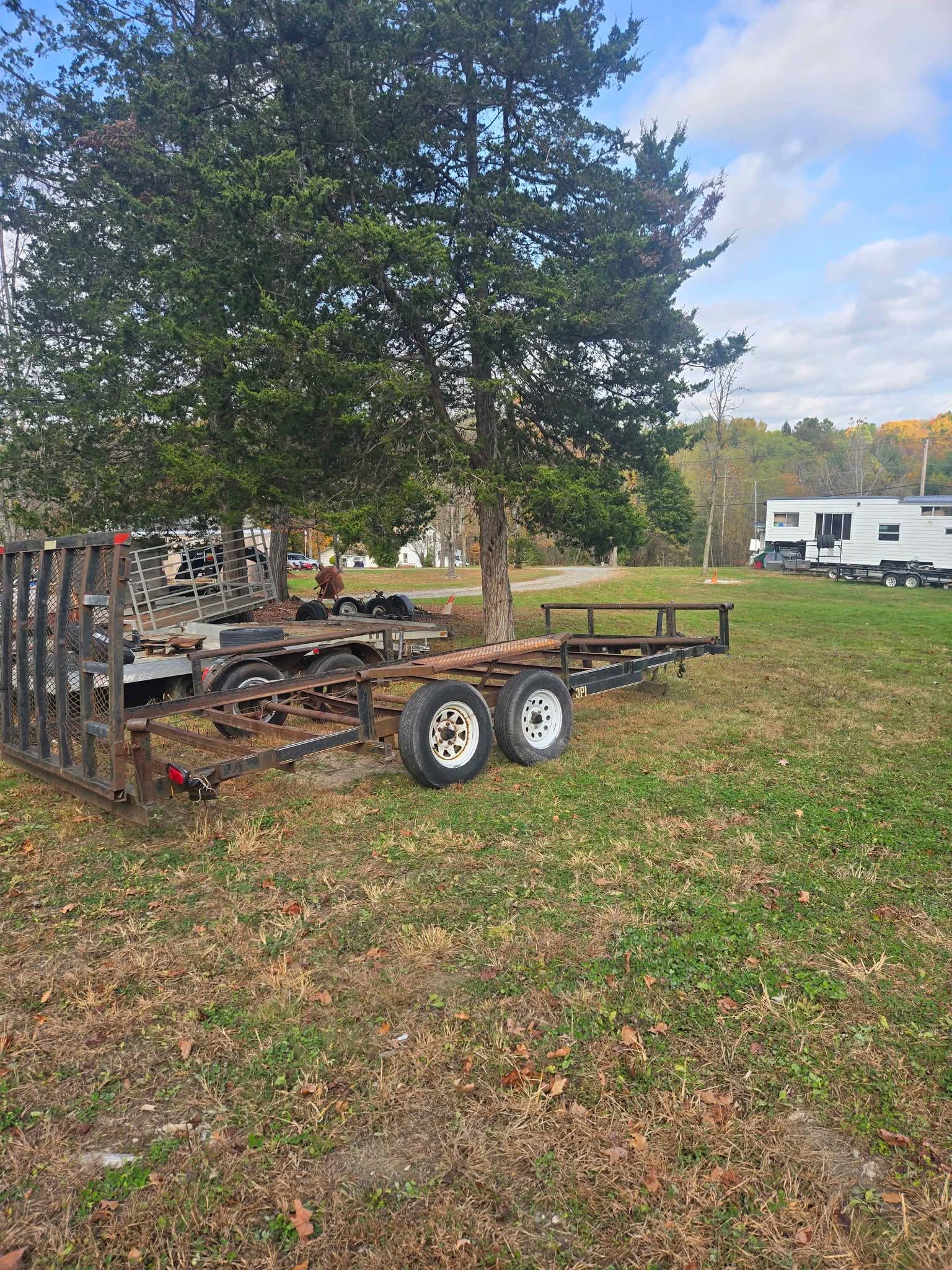 20 Foot Big Tex Equipment Trailer Needs New Wood - Vehicle Trailers