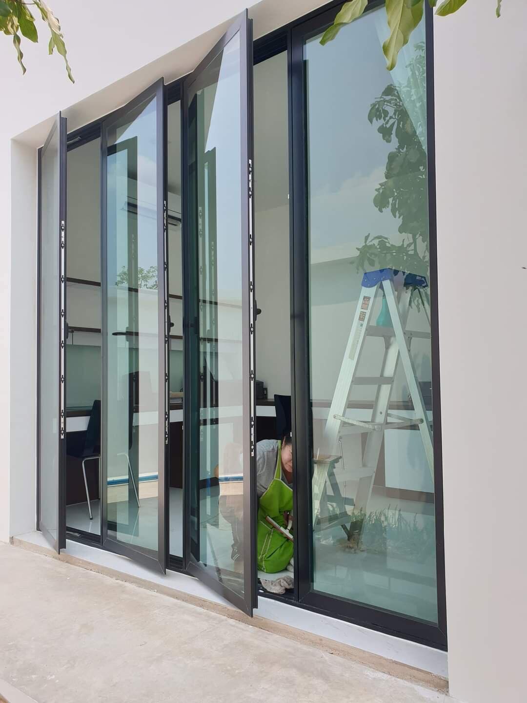 Strong Window - ทำไม ?? ต้องใช้ ประตู หน้าต่าง Multi-Lock...