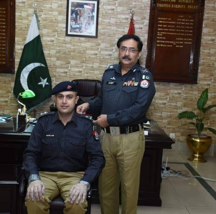 Crime Tracker - IGP Pakistan Railways Capt ( R ) Arif...