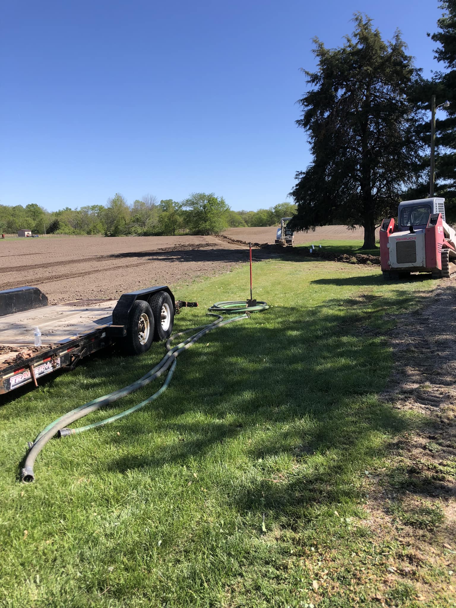Auld Backhoe & Hydroseeding Service | Centralia IL