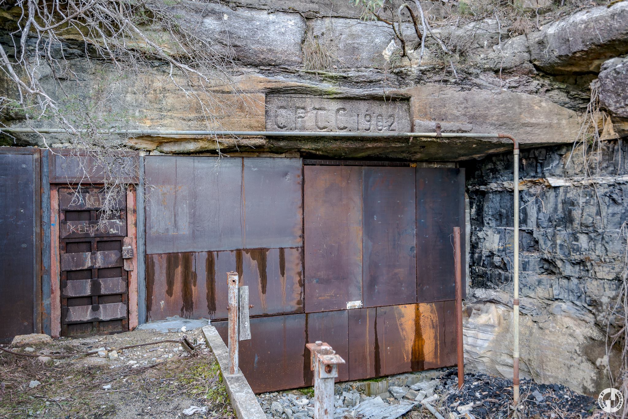 Explored - Ivanhoe Colliery - Pipers Flat, NSW. Coal mining at the ...