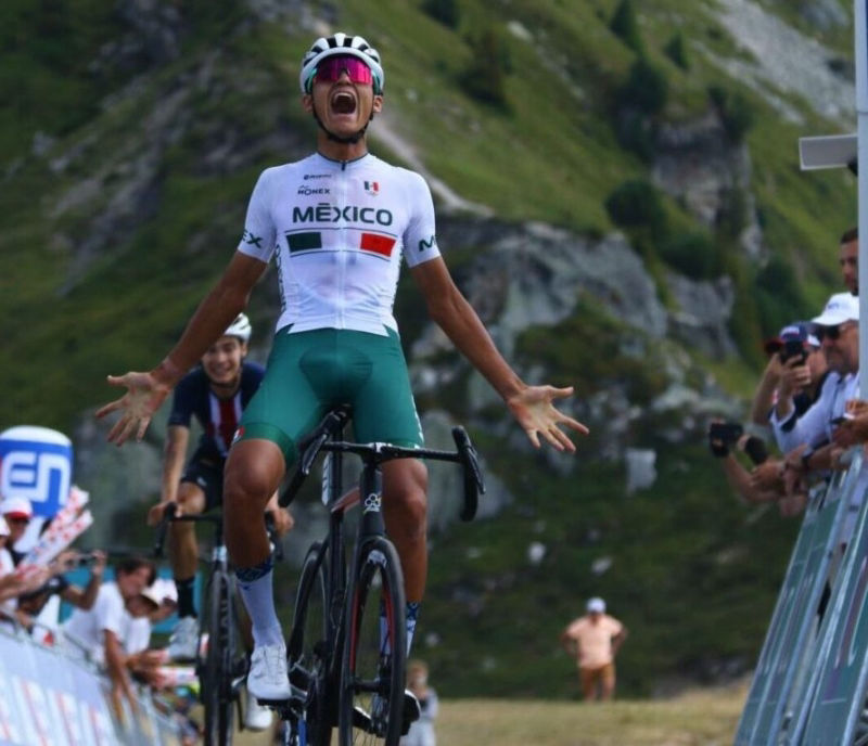 Comité - ¡Historia en dos ruedas! 🚴‍♂️ Isaac del Toro hace vibrar al ...