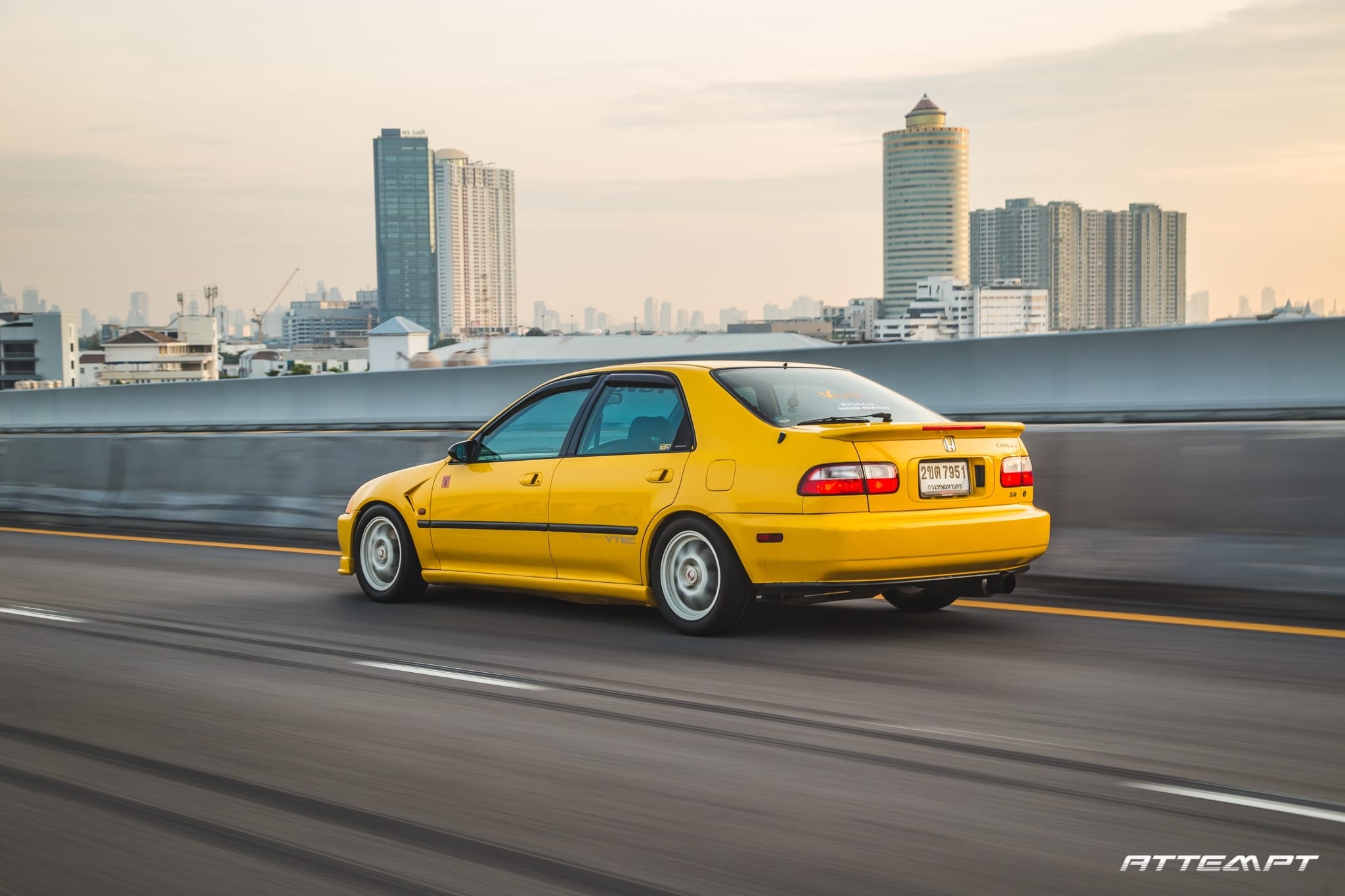 Honda Civic EG Ferio 💛 📸 Attempt... - Siam Street Racing