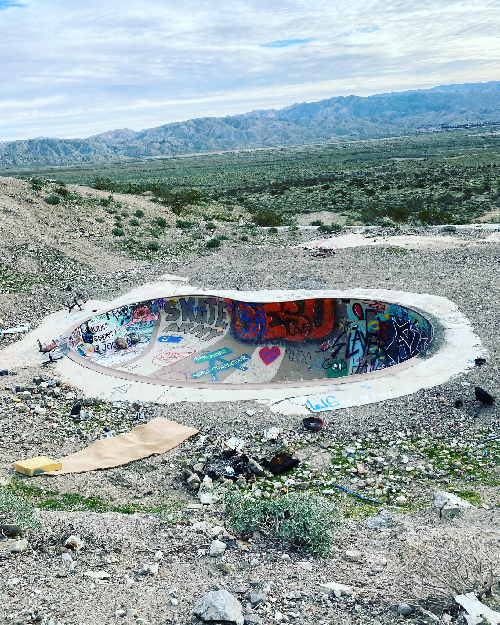 The nude Bowl hidden skate spot - whitewater CA 2022
