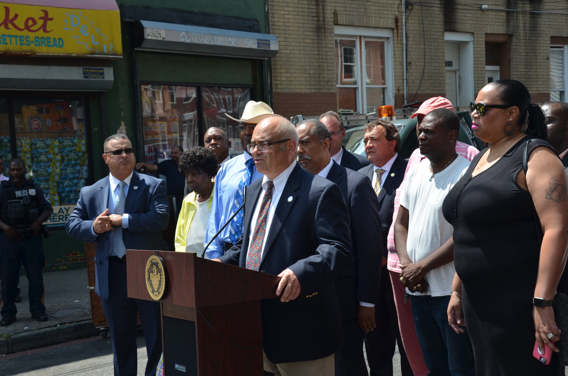 Mayor of Trenton Reed... - Mayor of Trenton Reed Gusciora