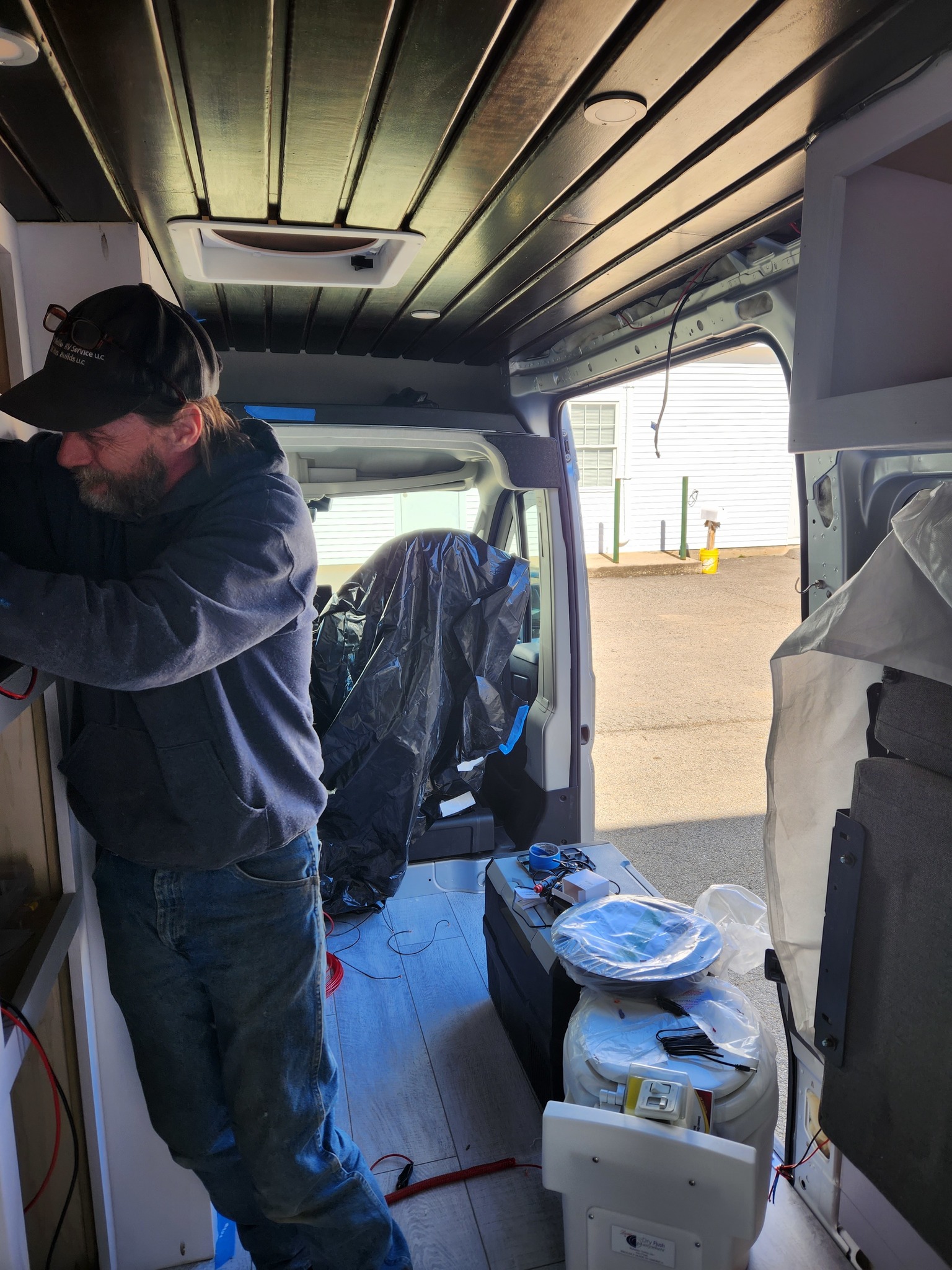 Ron's Mobile RV Service and R&L Van Builds LLC | Milton NH