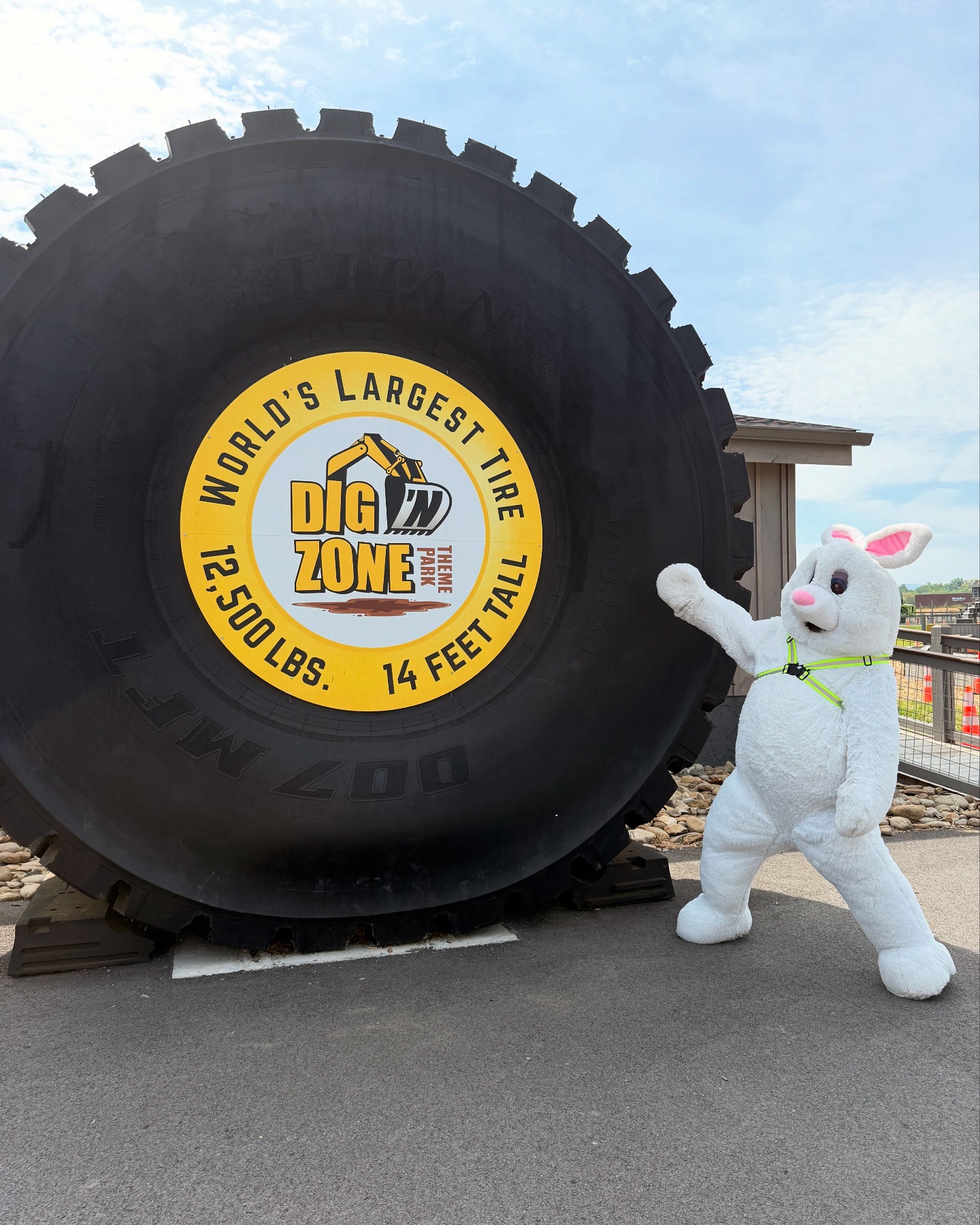 Dig'n Zone Theme Park | Sevierville TN