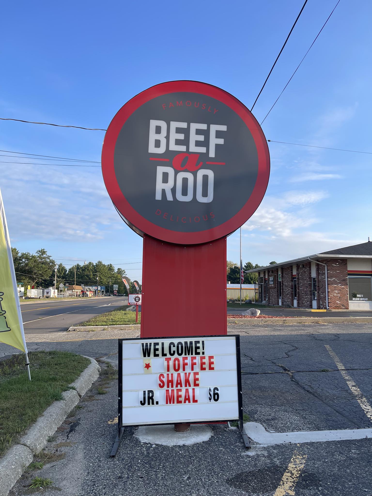 🥤 Our creamy Toffee Shake is... - Beef A Roo - St. Helen, MI | Facebook