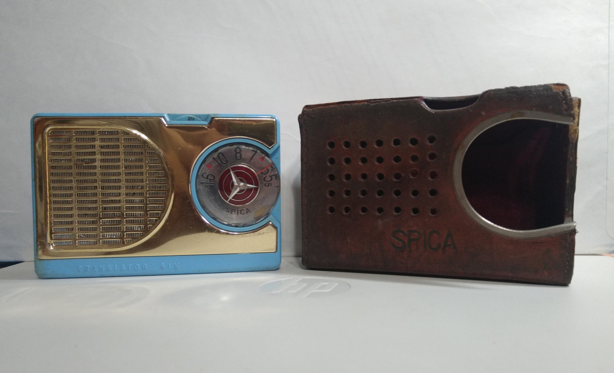 Radio SPICA. Mod. ST 600 Light. AM / 6 Transistors. Modelo