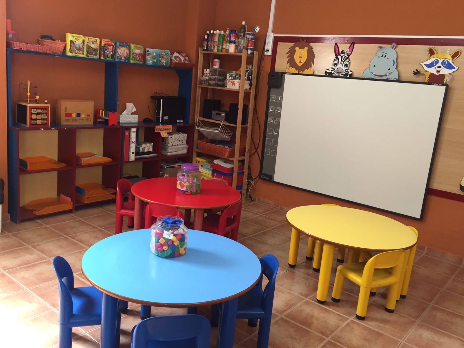 Colegio CEBAT - LA ESCUELITA (Colegio C.E.B.AT) Escuela de...