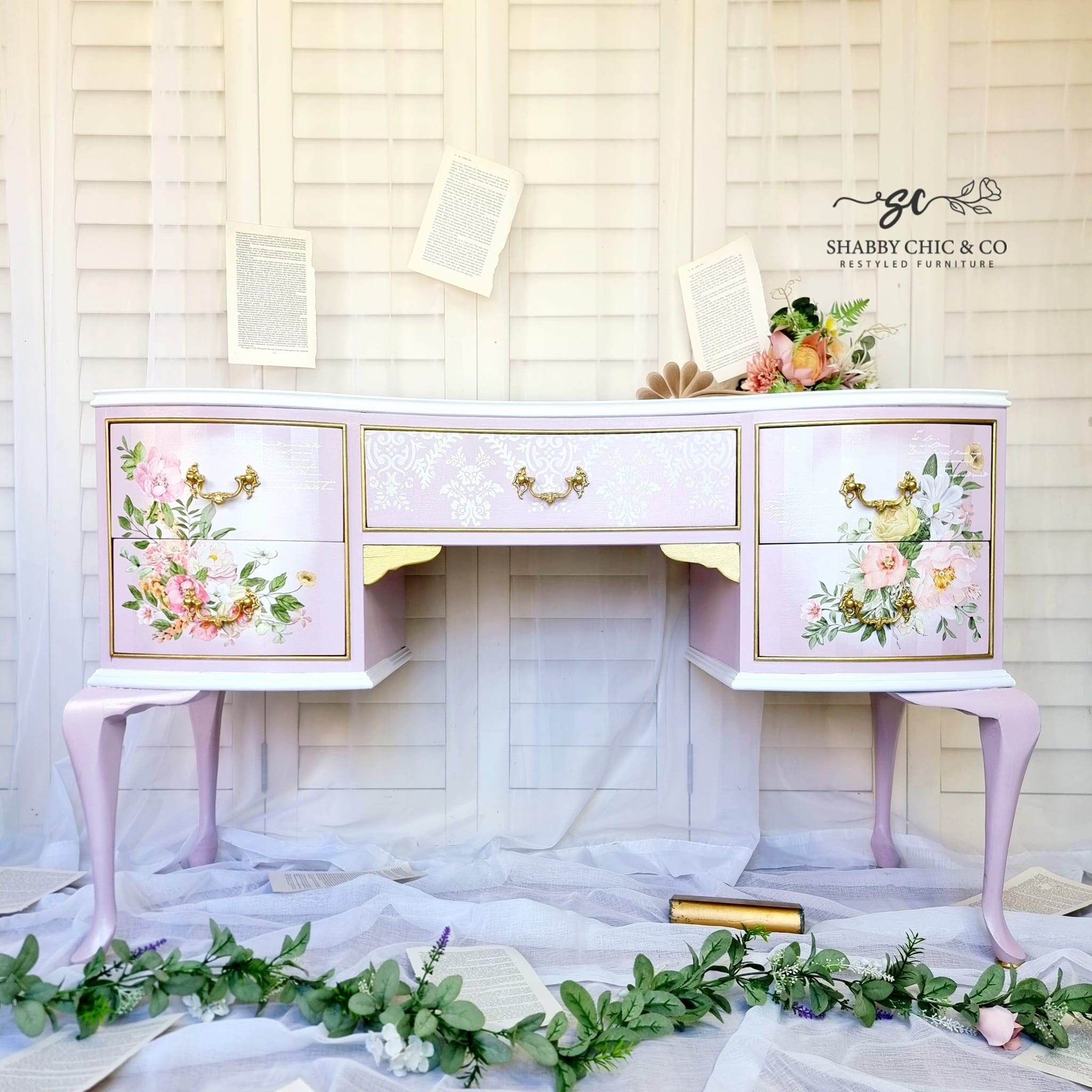 Elegant dressing table redesign with Prima decor