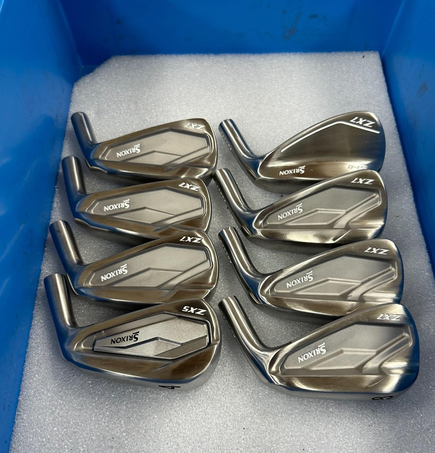 Srixon ZX7 irons with custom finish by Flanigan Bilt Putters