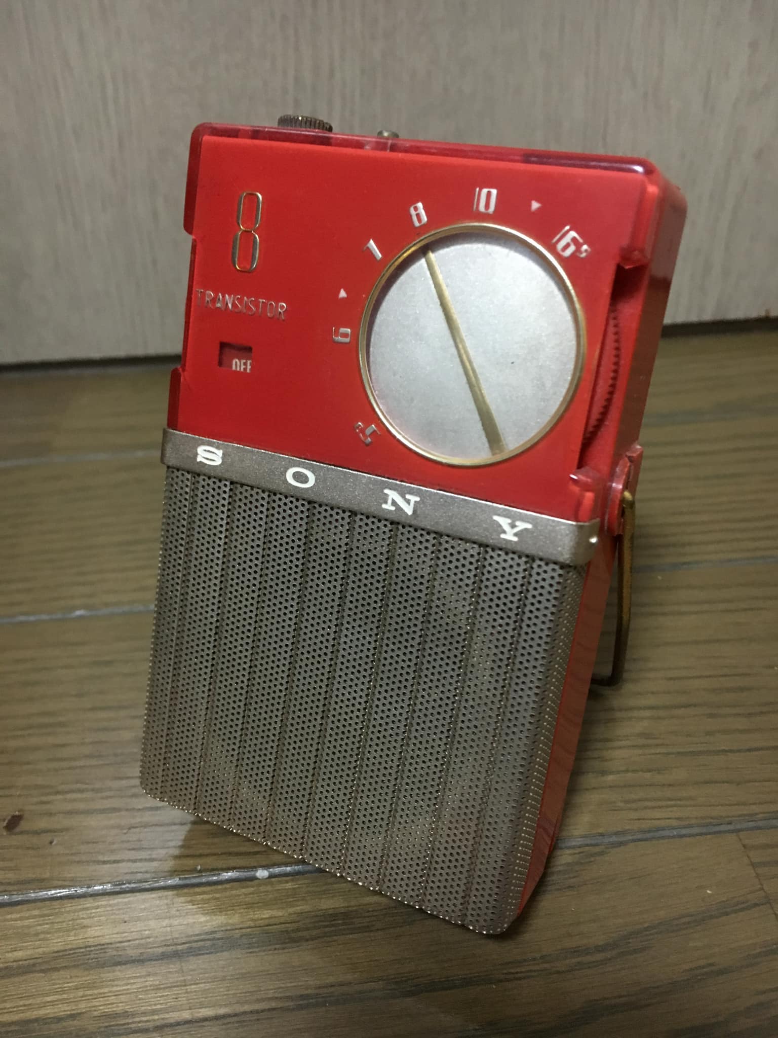 SONY トランジスタラジオ TR-86 Sony TR-86 AM Radio(1959) It is works now, too.