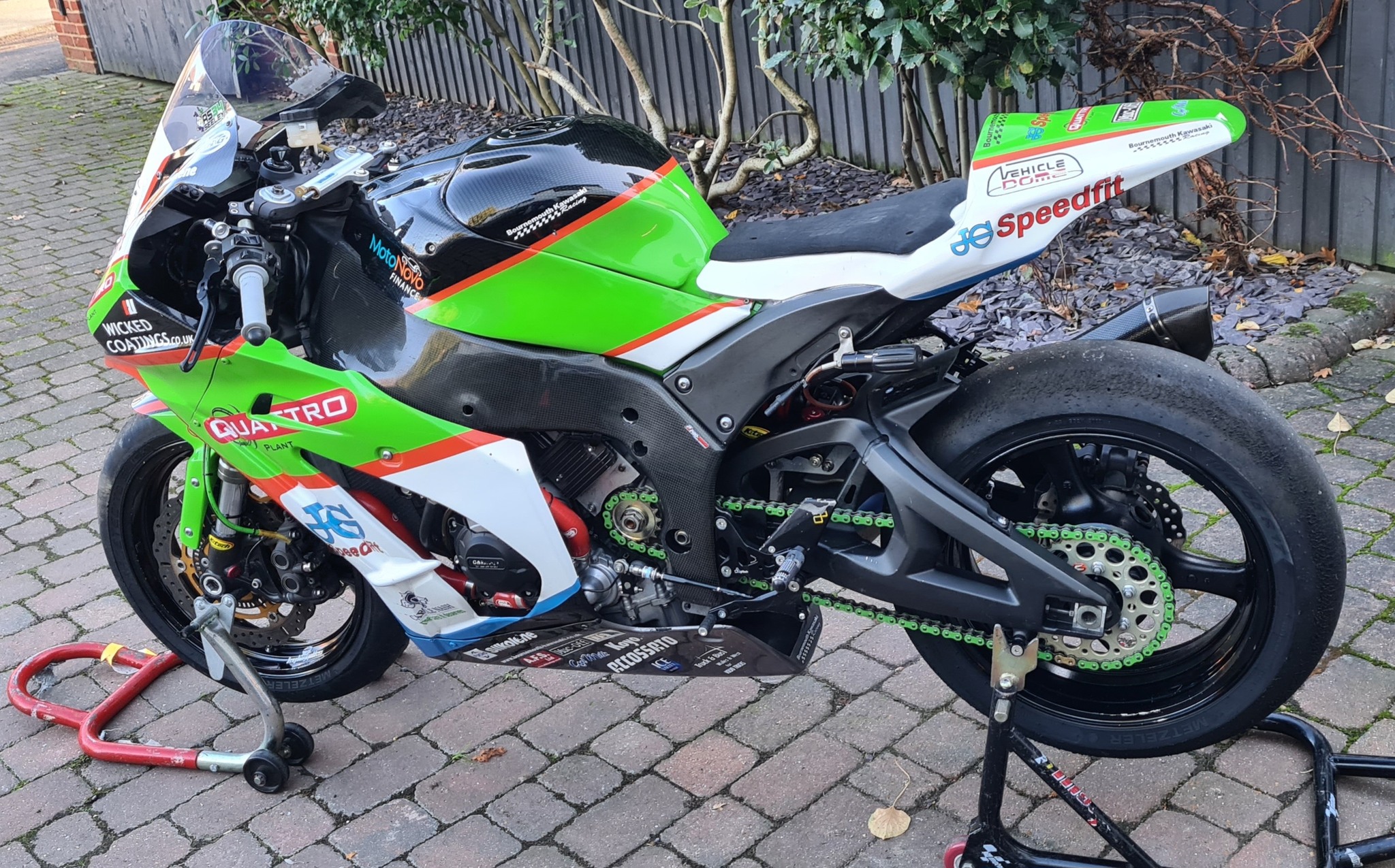Is this 2020 Kawasaki ZX-10R color scheme original?